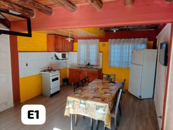 E1